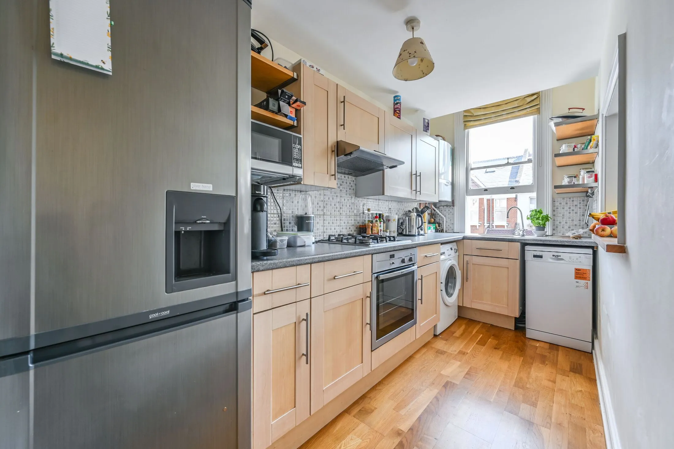 Flat Heswall Close in Greater London