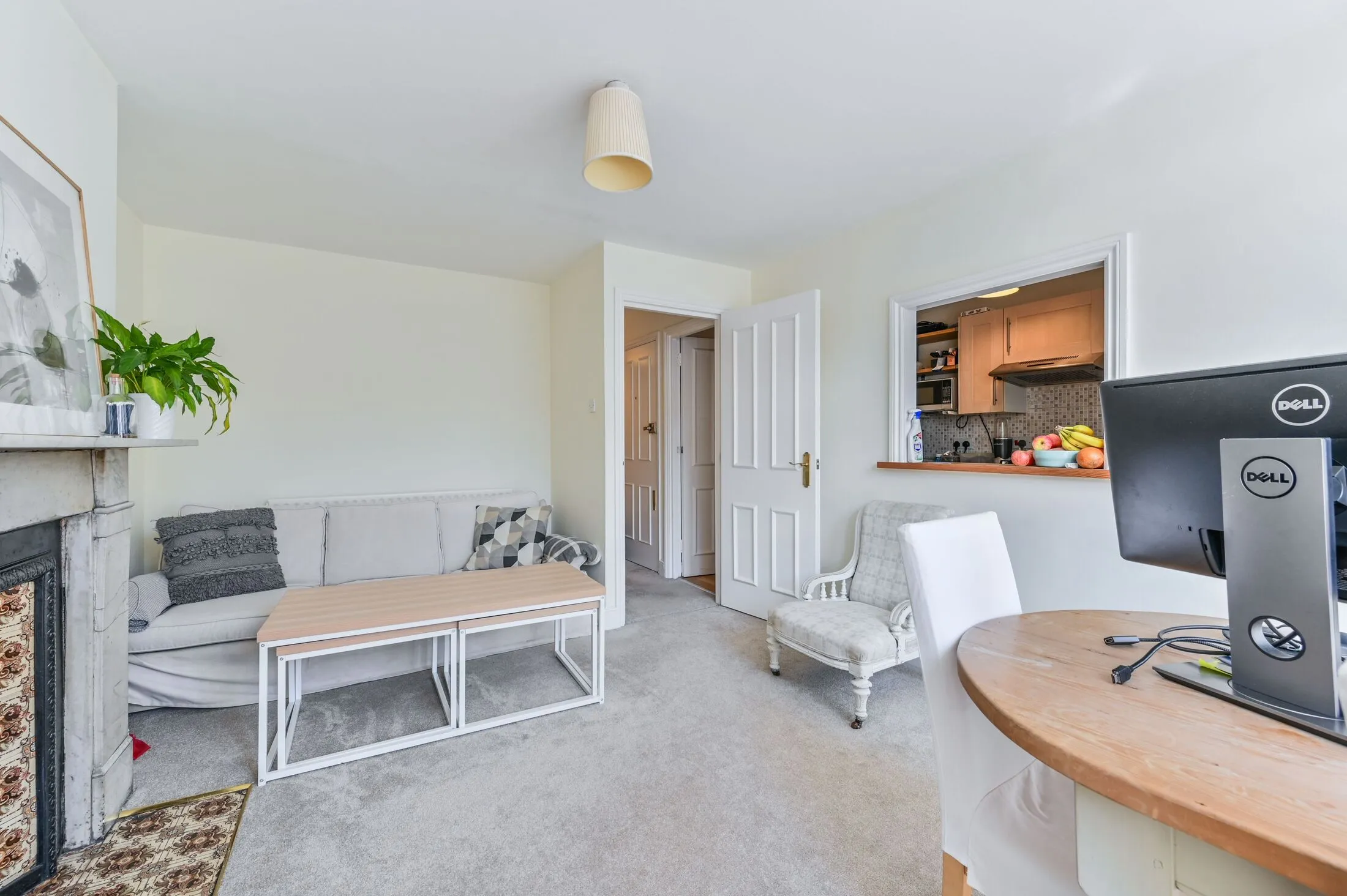 Flat Heswall Close in Greater London