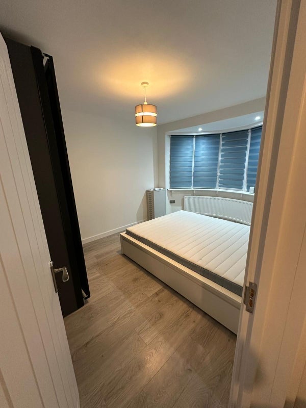 Room Waltham Way in Greater London