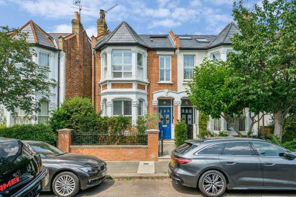 House Alexandra Road in Greater London