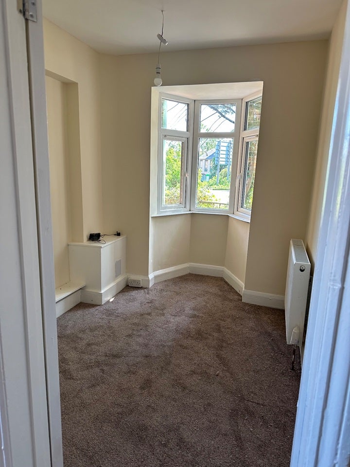 Flat Bourne Road in Slough
