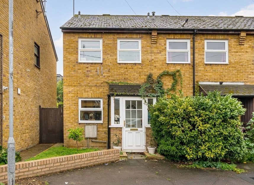 House Coverley Close in Greater London