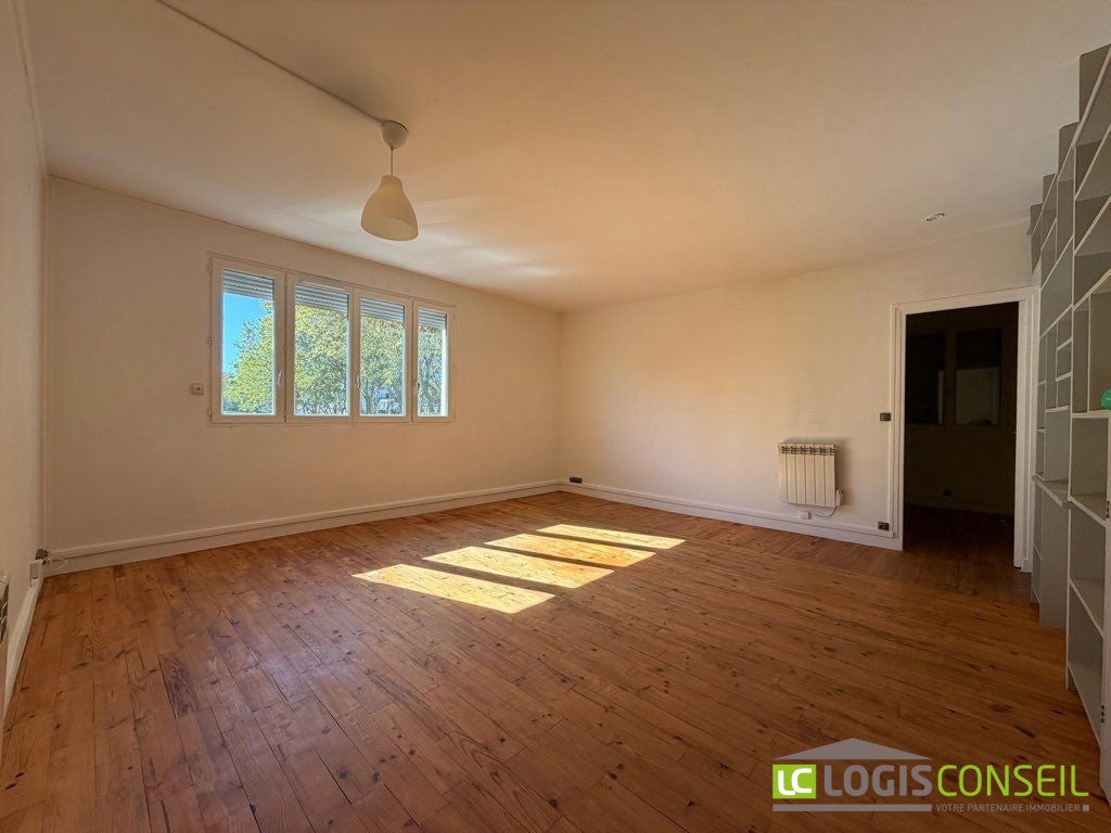 Flat Rue Gallieni in Malakoff