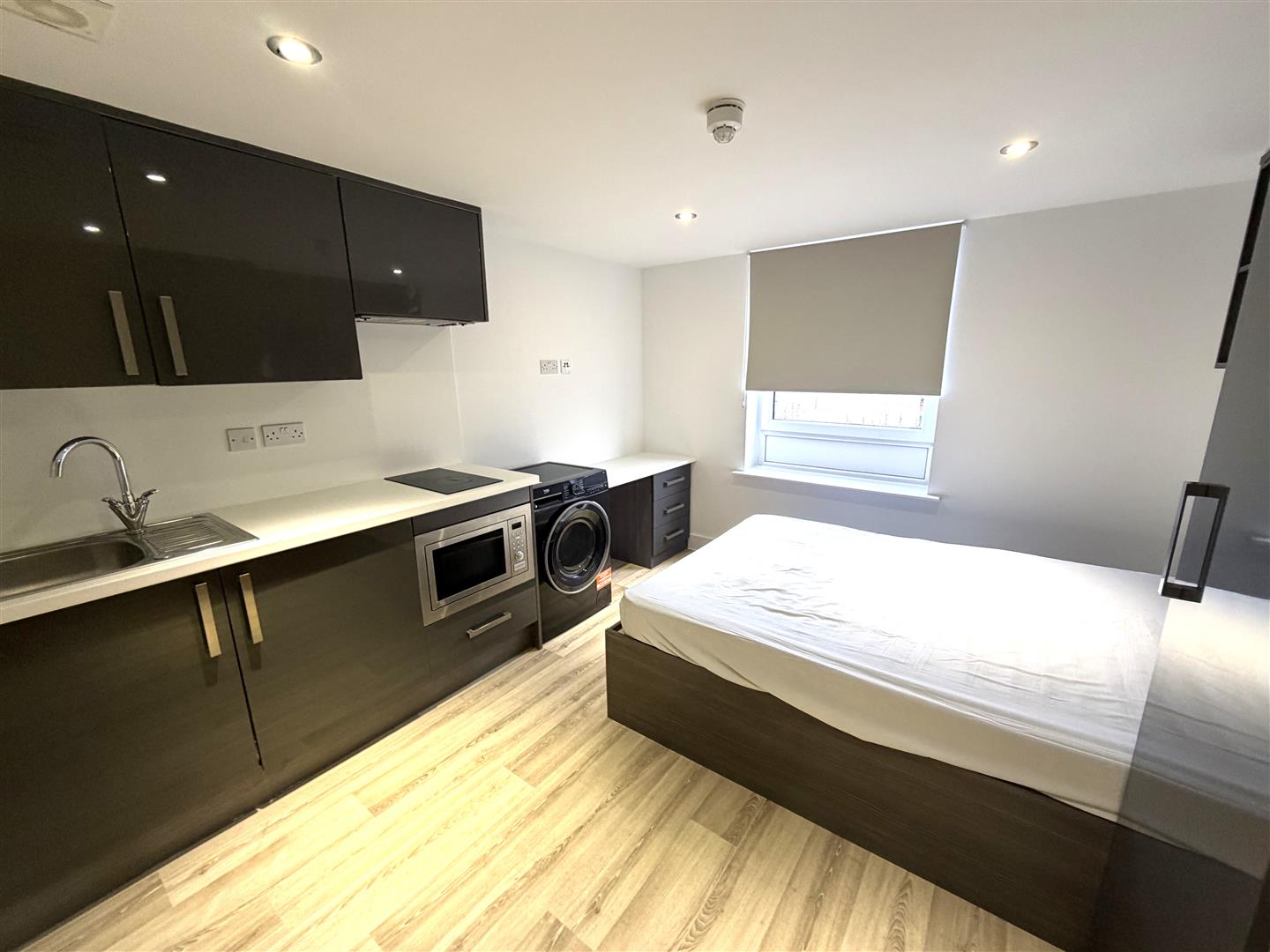 Room Southampton Street in Southampton