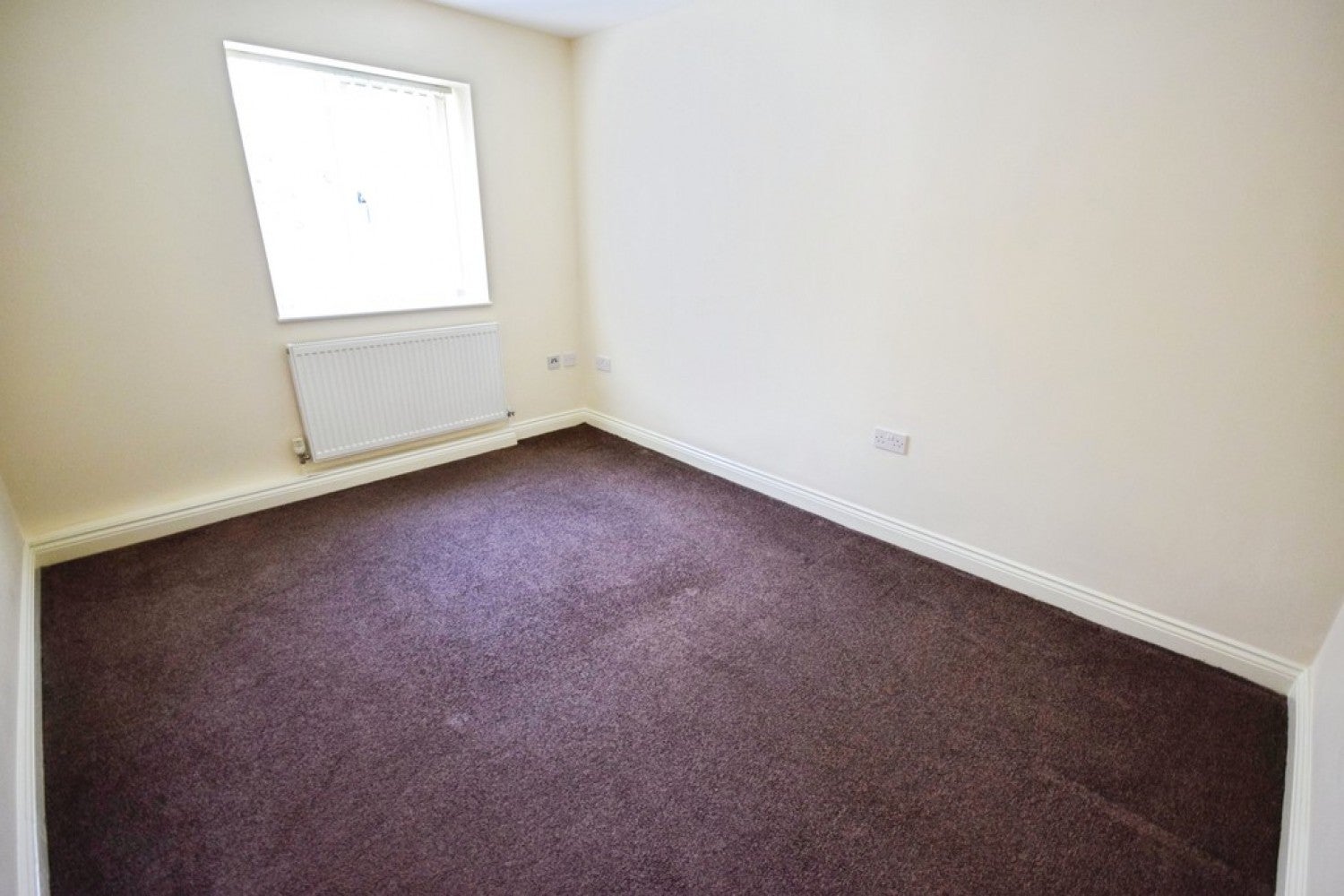 Flat Greenwood Avenue in Stoke-on-Trent