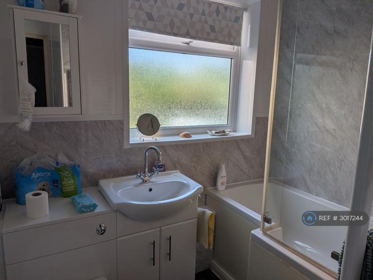 Room New Road in Liverpool