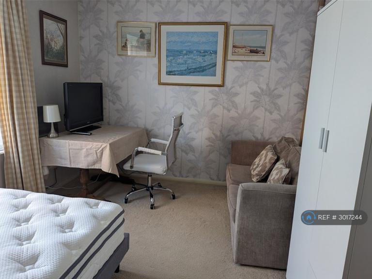 Room New Road in Liverpool