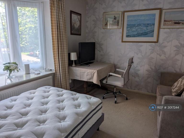 Room New Road in Liverpool