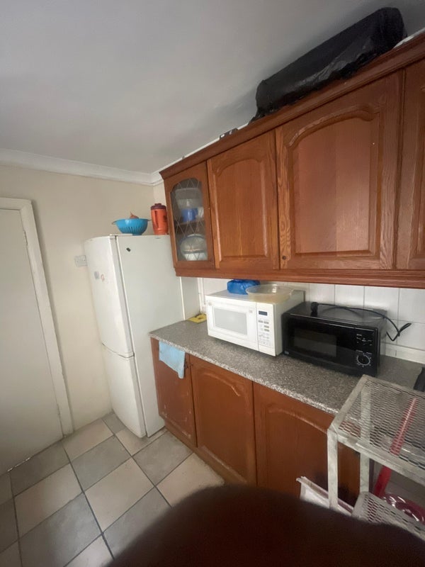 Room Tunmarsh Lane in Greater London