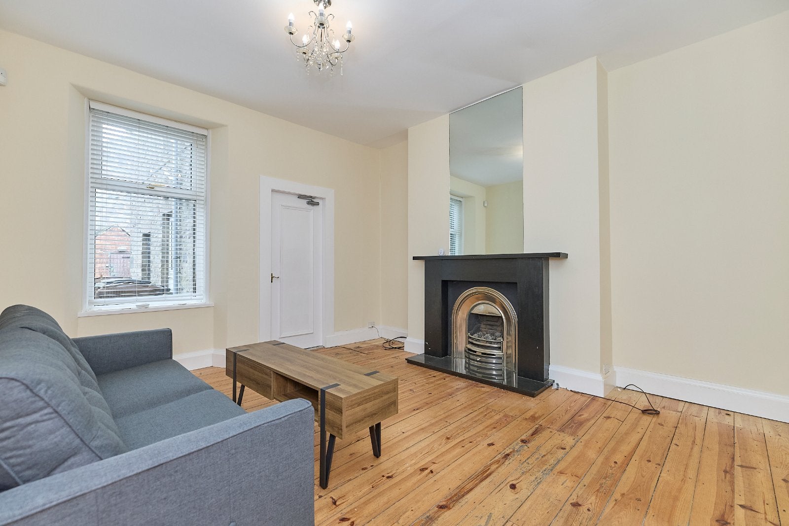 Flat Leslie Terrace in Aberdeen City