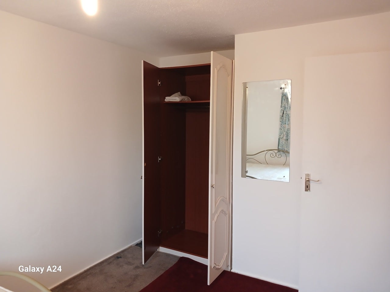 Room Newton Walk in Greater London