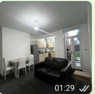 Room Mealhouse Lane in Atherton