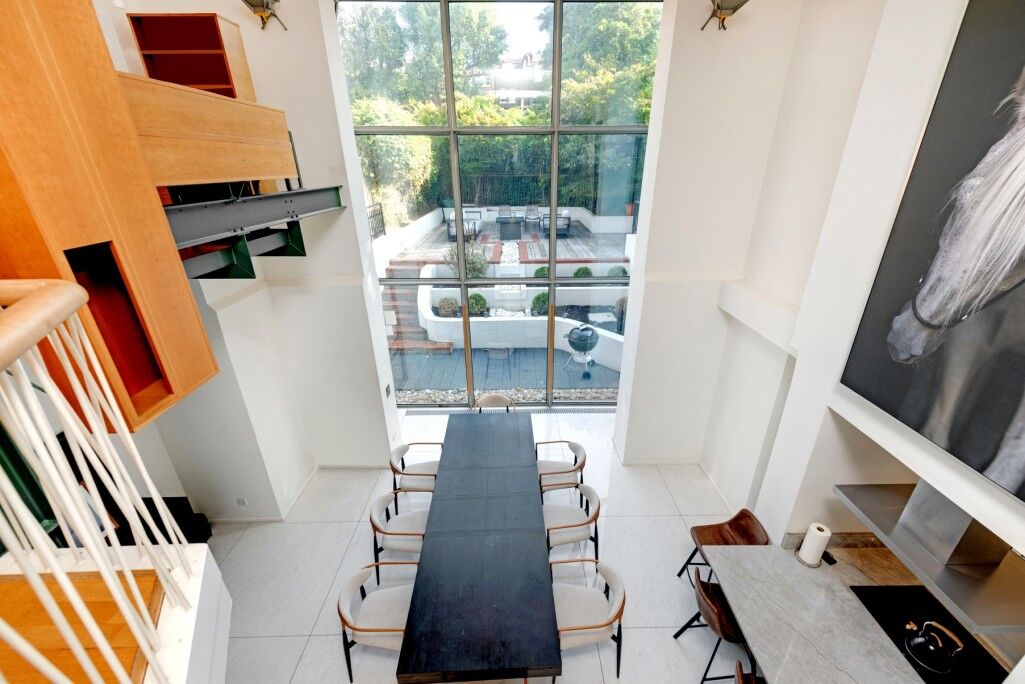 House Greenaway Gardens in Greater London