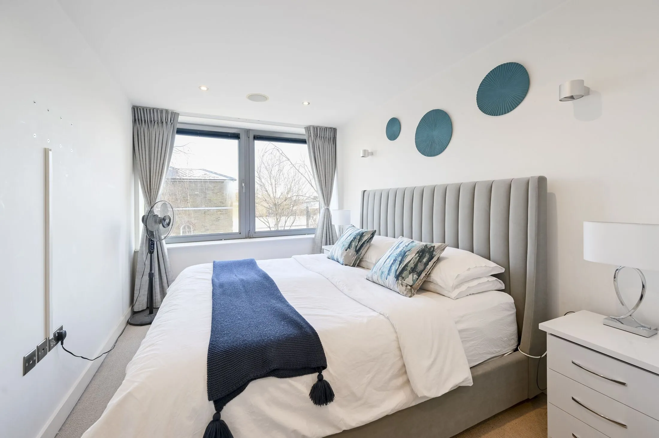 Flat Welmar Mews in Greater London