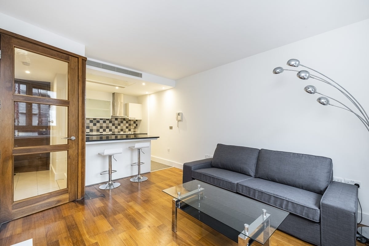 Flat Praed Street in City of Westminster