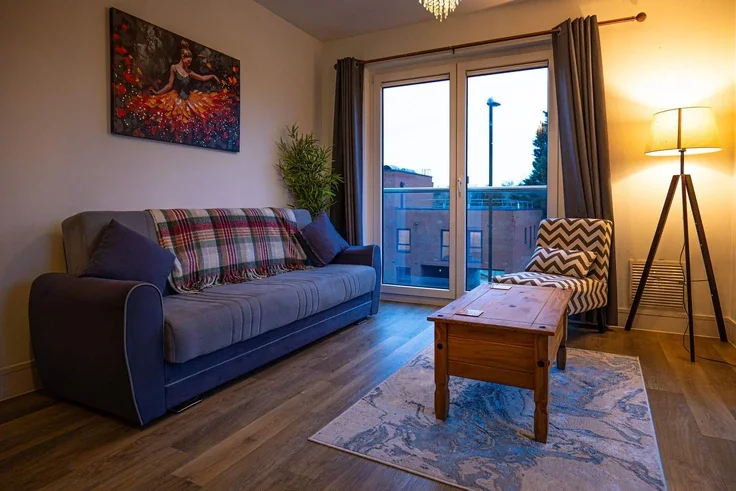 Flat West Green Drive in Crawley
