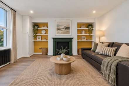 Flat Philbeach Gardens in Greater London