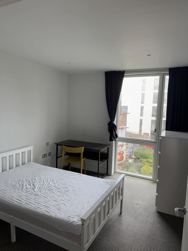 Room West Row in Greater London