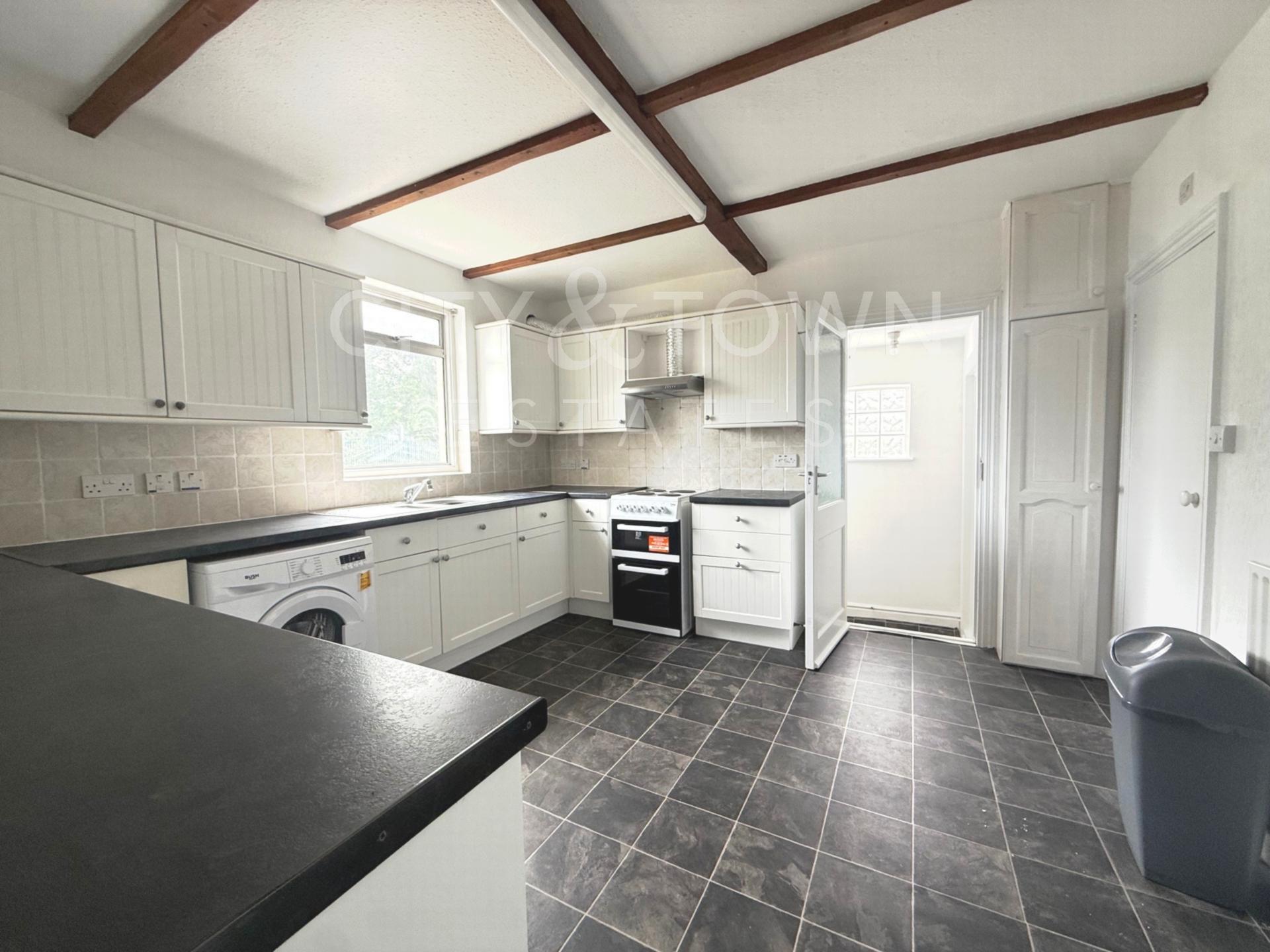 Flat London Road in Swanley