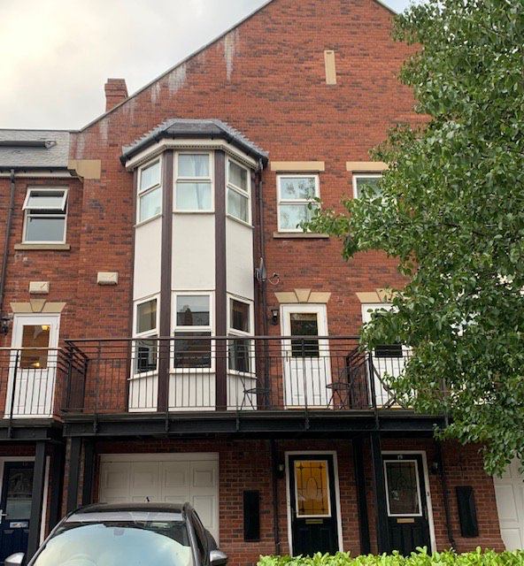 House Montgomery Avenue in Leeds