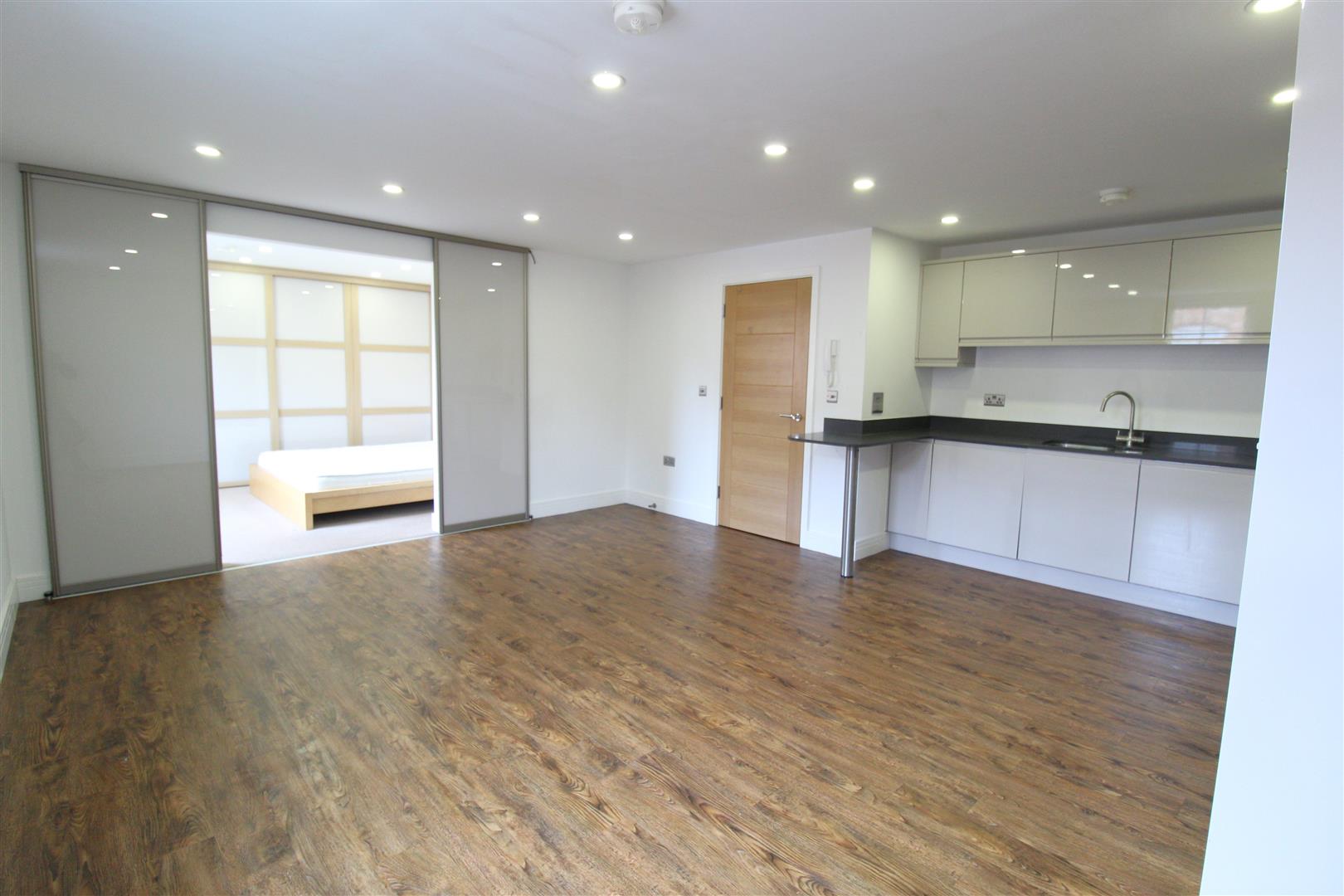 Flat Morton Street in Royal Leamington Spa
