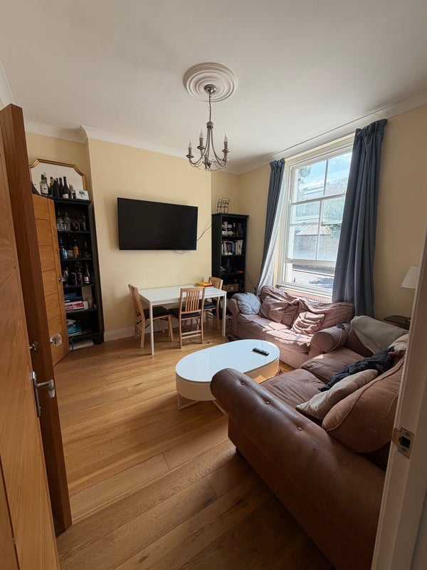 Room Pakenham Street in Greater London