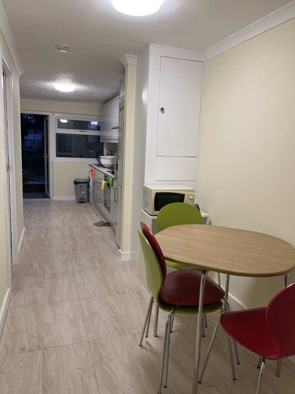 Room The Downs in Harlow