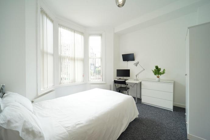 Room Delph Mount in Leeds