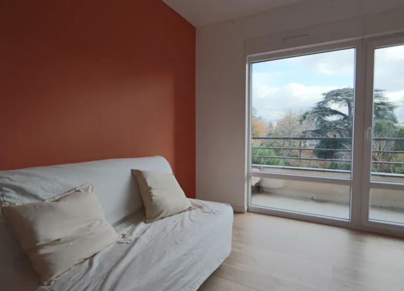Appartement Avenue Guy de Collongue à Écully