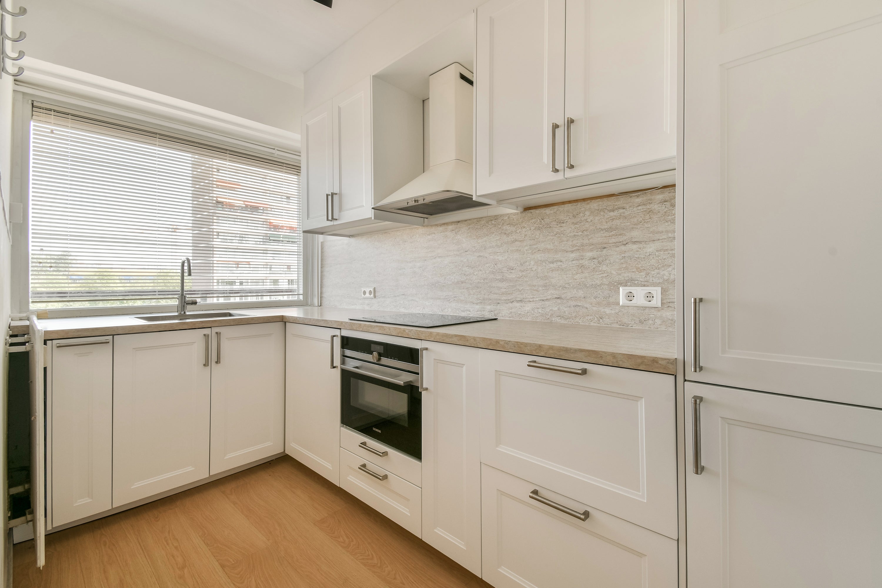 Appartement te koop: Burgemeester Hogguerstraat 541, Amsterdam