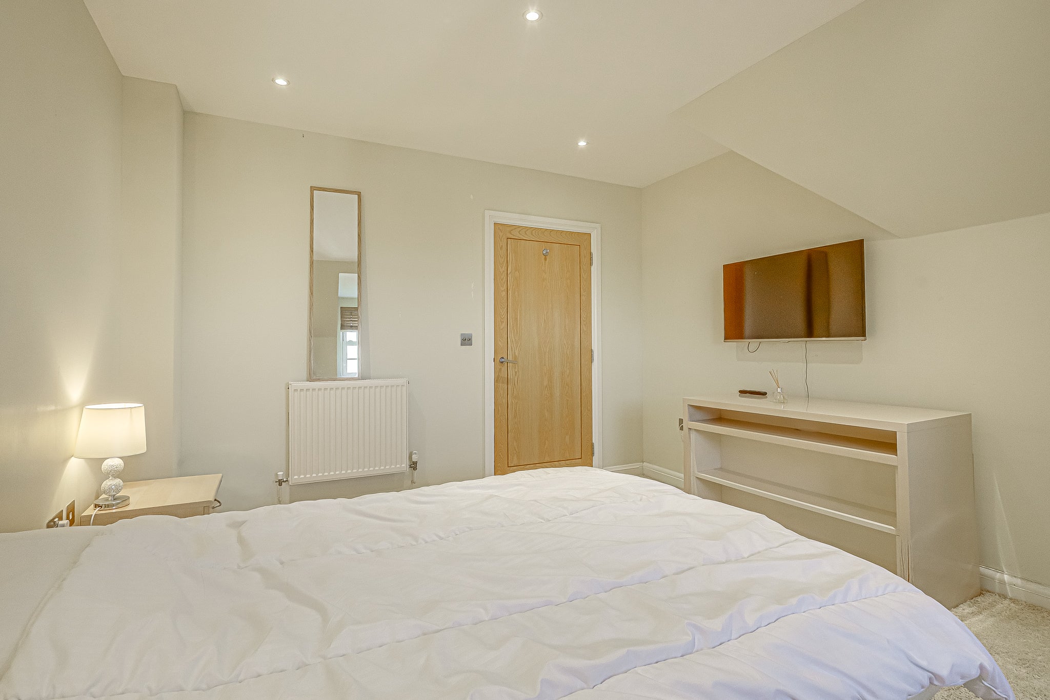 Flat Leigh Road in Southend-on-Sea