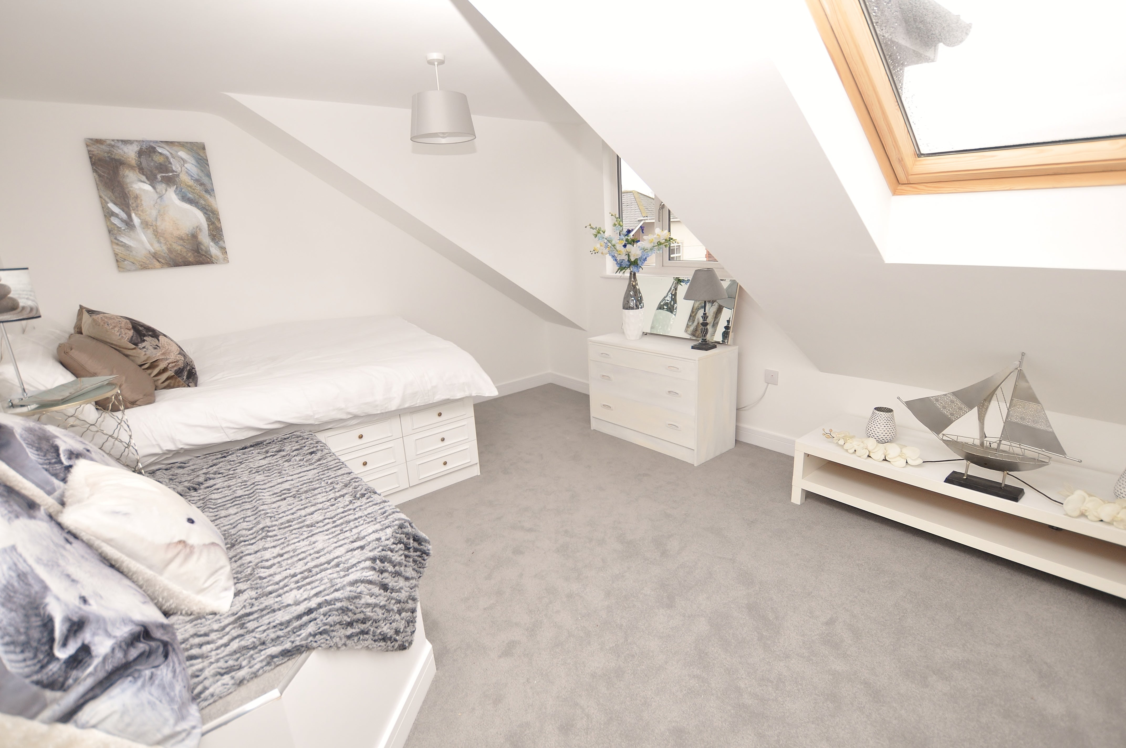 Flat Foxenden Road in Guildford