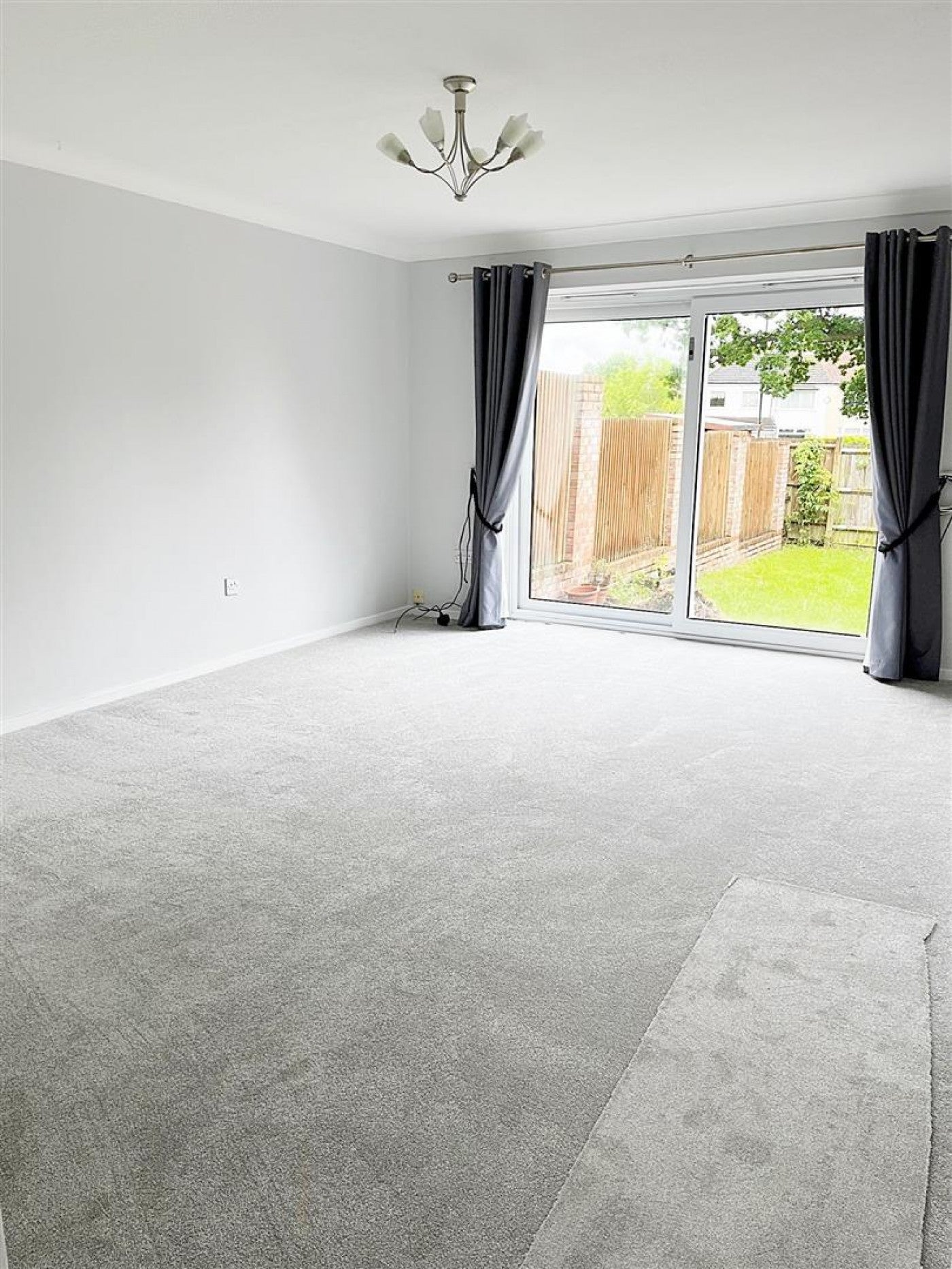 House Neagle Close in Hertsmere