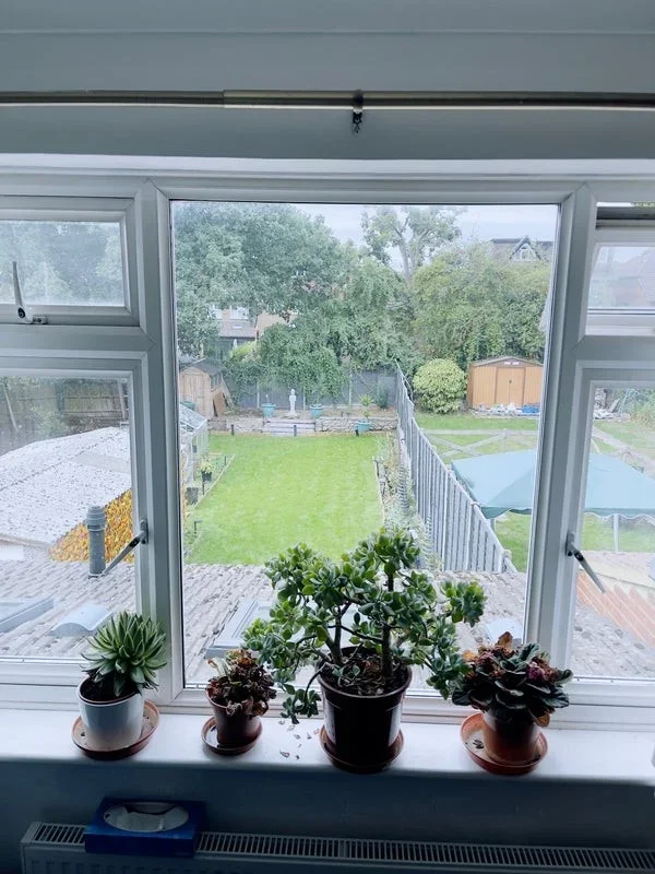 Room Rochester Road in Greater London