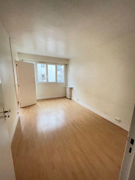 Appartement Rue Sylvine Candas à Montrouge