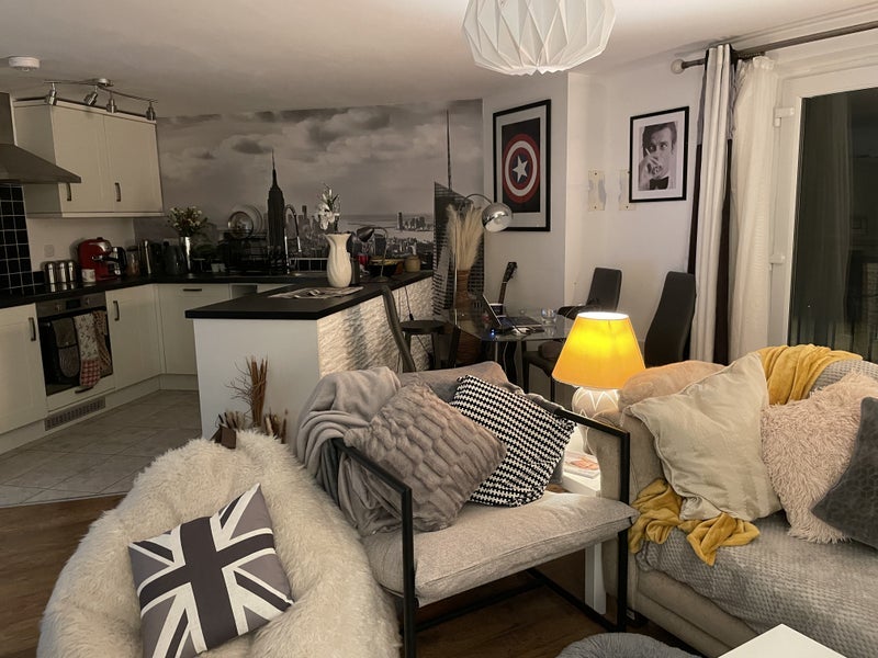 Room Pavior Road in Nottingham