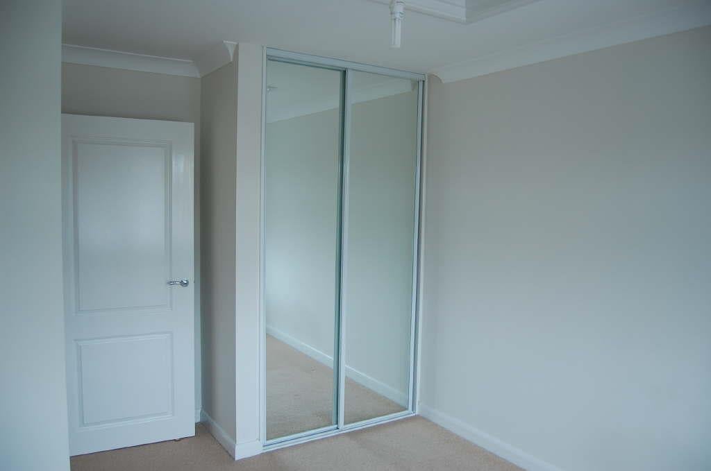 Flat Clements Mead in Mole Valley