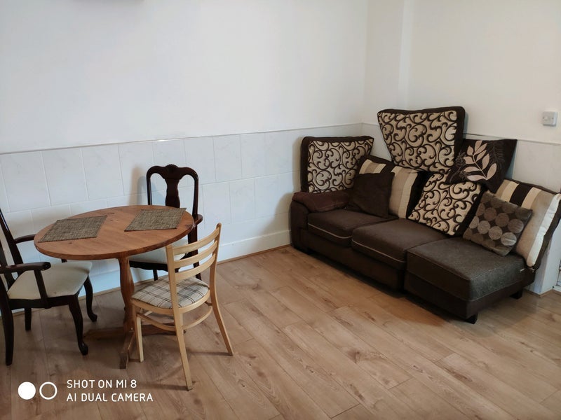 Room Duddeston Manor Road in Birmingham