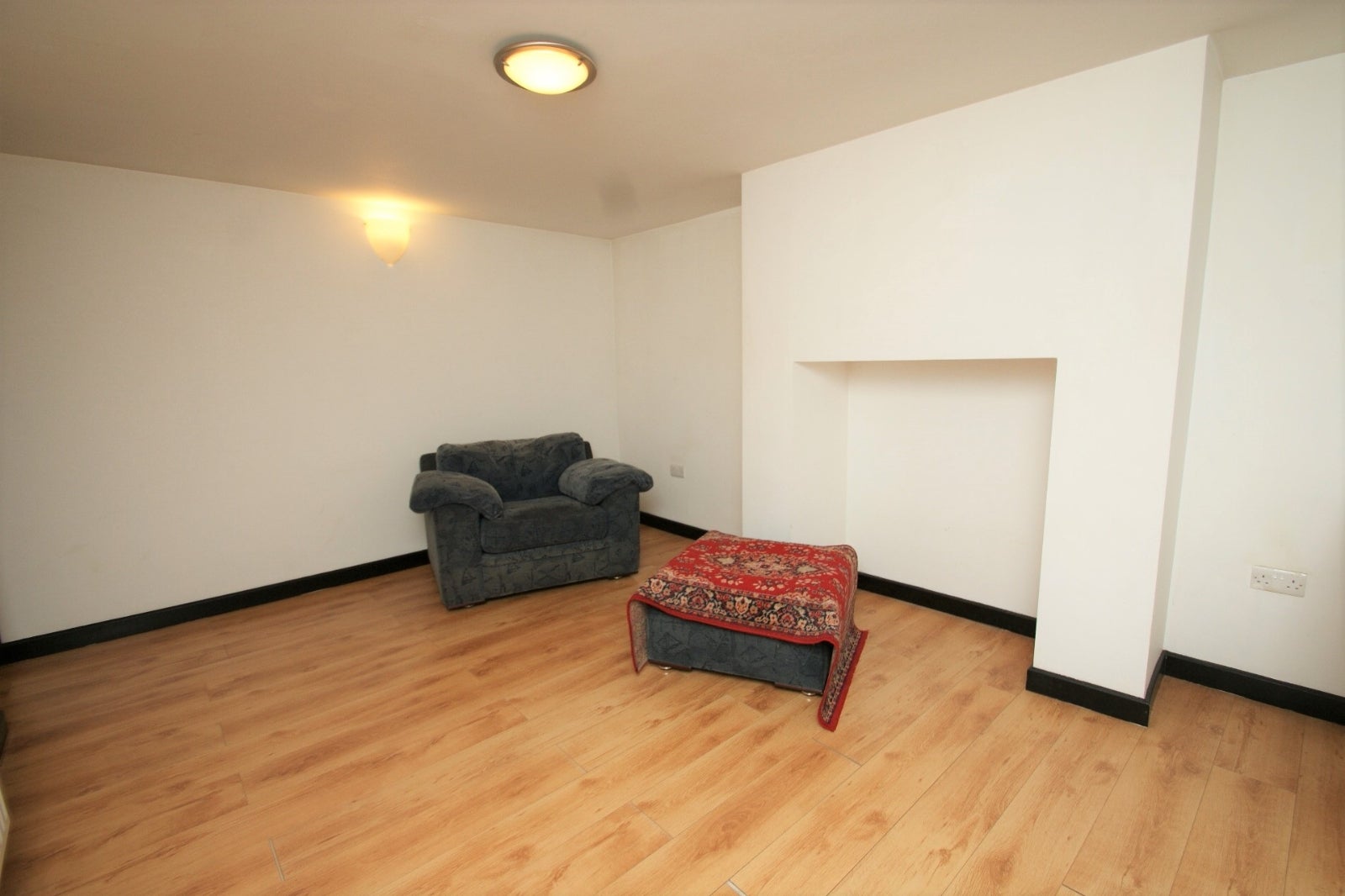 Flat Back Hill Top Mount in Leeds