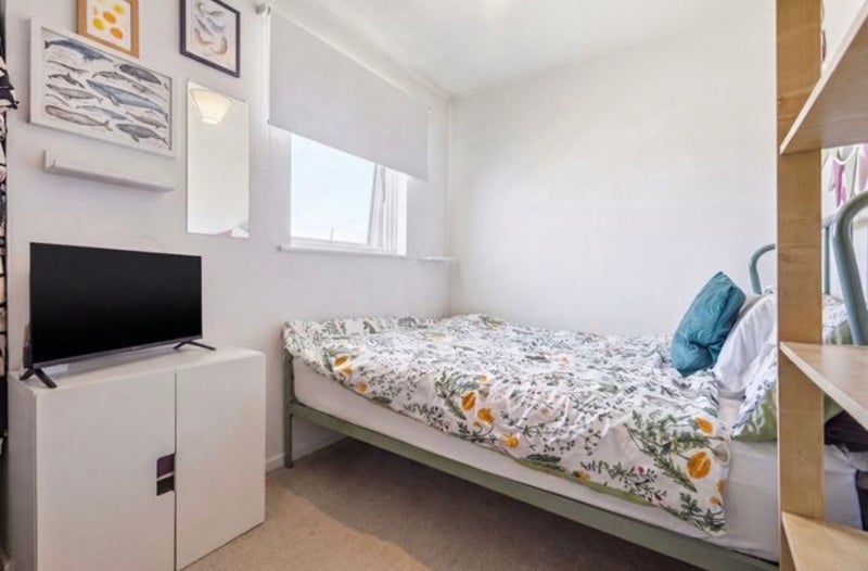 Room Blondin Street in Greater London