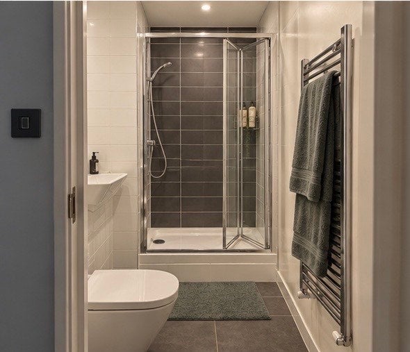 Room Homerton Road in Greater London