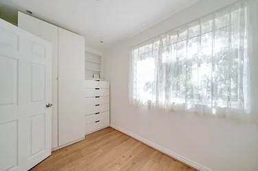 House Medebourne Close in Greater London