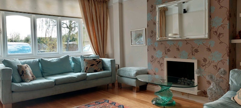 Room Bishops Avenue in Greater London