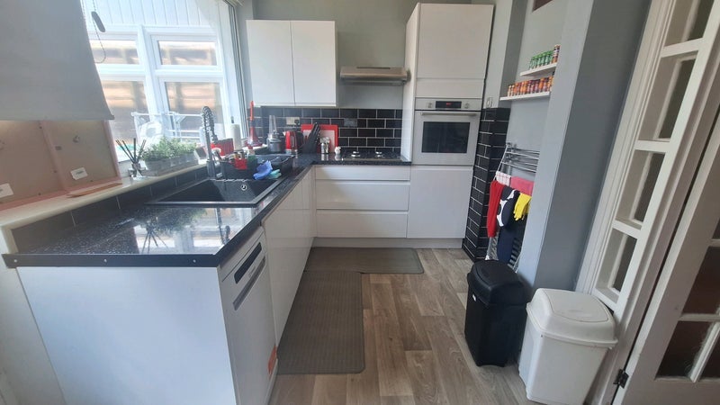 Room Honiton Road in Coventry