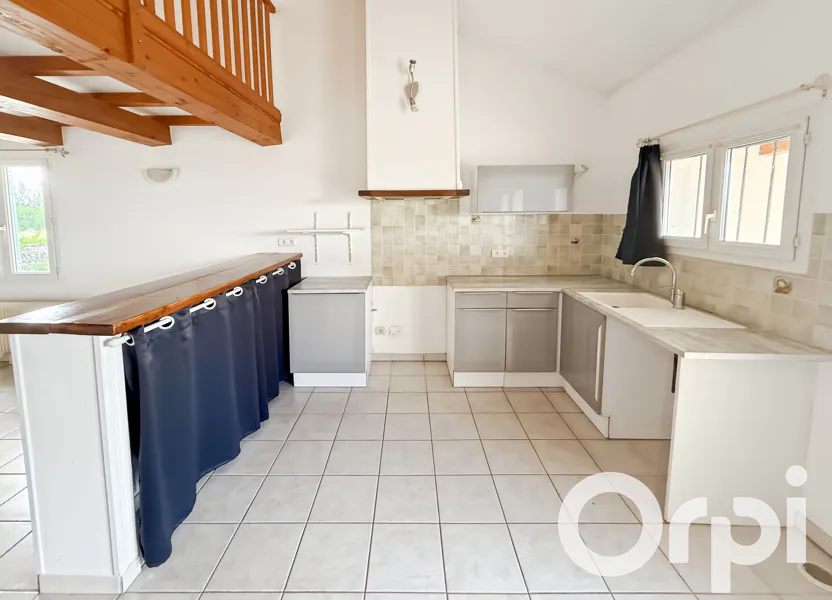 Appartement Chemin de Ratavoux à Camaret-sur-Aigues