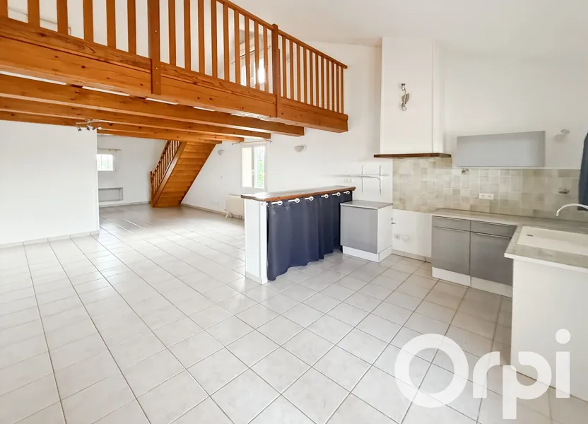 Appartement Chemin de Ratavoux à Camaret-sur-Aigues