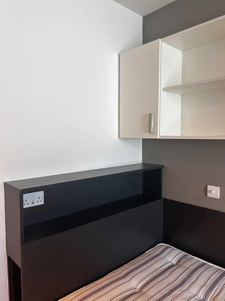 Room First Way in Greater London