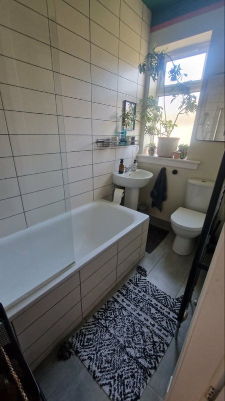 Room Carrick Knowe Terrace in City of Edinburgh