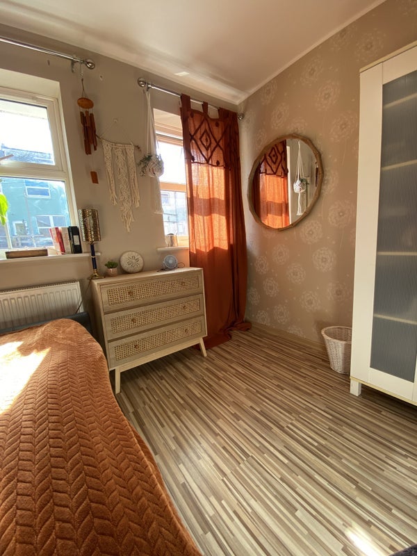 Room Hannington Grove in Bournemouth