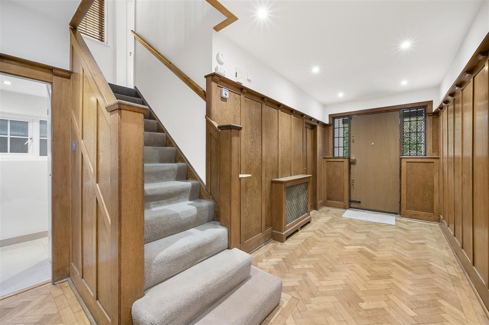 House Barham Road in Greater London